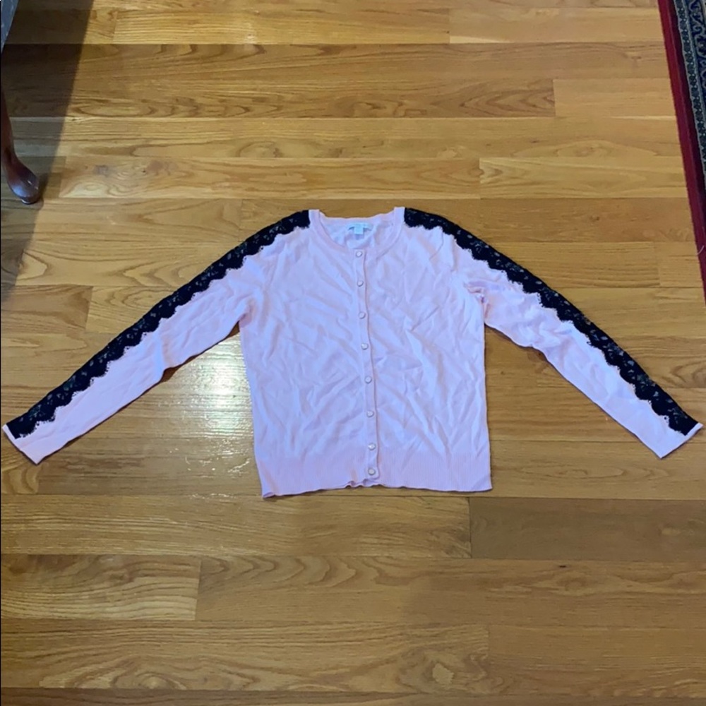 Women’s Long-Sleeve Sweater with Buttons